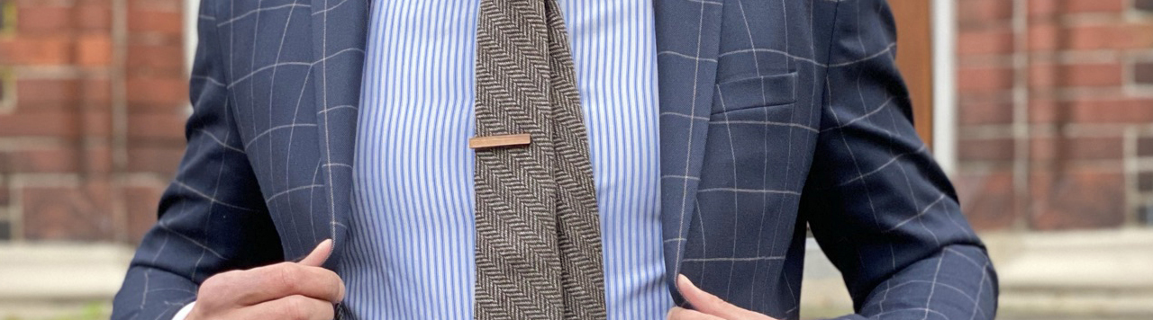 Tie pins brown